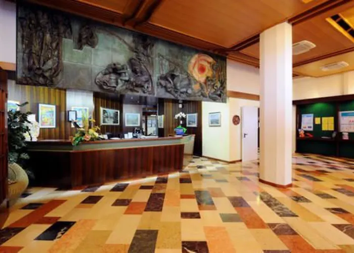 Hotel Palme & Garda (Verona)