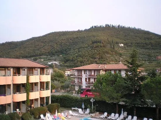 Palme & 3* Garda (Verona)