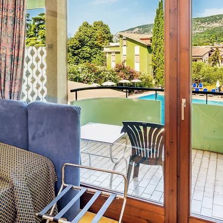 Palme & Hotel Garda (Verona)