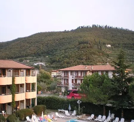 Palme & 3* Γκάρντα