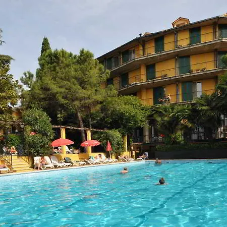 Palme & Ξενοδοχείο 3*