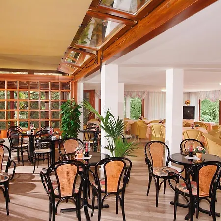 Palme & Γκάρντα