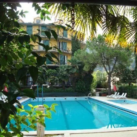 Отель Palme & 3*