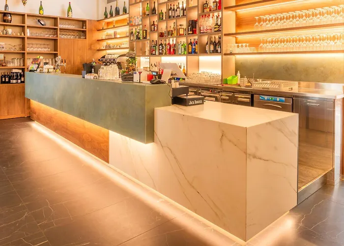 Palme & Hotell Garda (Verona)